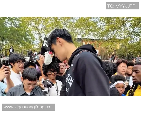 曾凡博中国赛期间亲签见面会收费1497元包含签名与合影机会