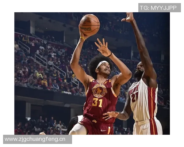 热火队远程轰炸三分球表现出色八名球员共同贡献19记三分球