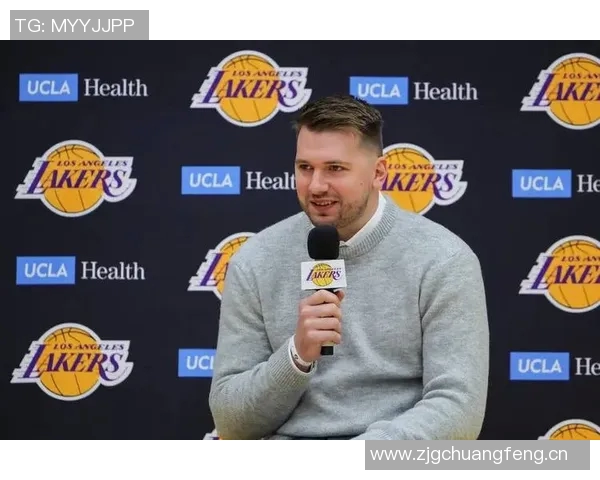 巴爷点评独行侠交易东契奇为何未能引进里夫斯令人震惊