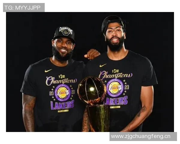 考辛斯谈詹姆斯角色转变：他已成为球队二号人物需适应副手定位