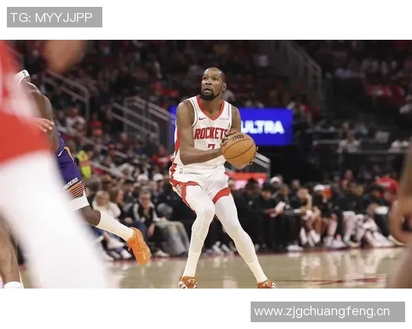 杜兰特展现绝佳表现但体能问题成争冠路上的最大隐忧 杜兰特展现绝佳表现但体能问题成争冠路上的最大隐忧